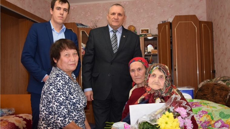 Долгожительница Анна Вракеева принимала поздравления по случаю юбилея