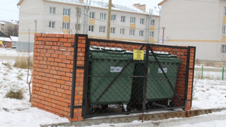 В Вурнарском городском поселении завершилась работа по замене мусорных контейнеров